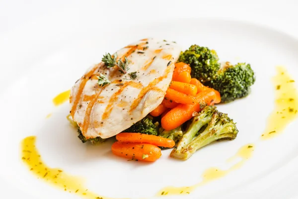 fish-with-vegetables pesce