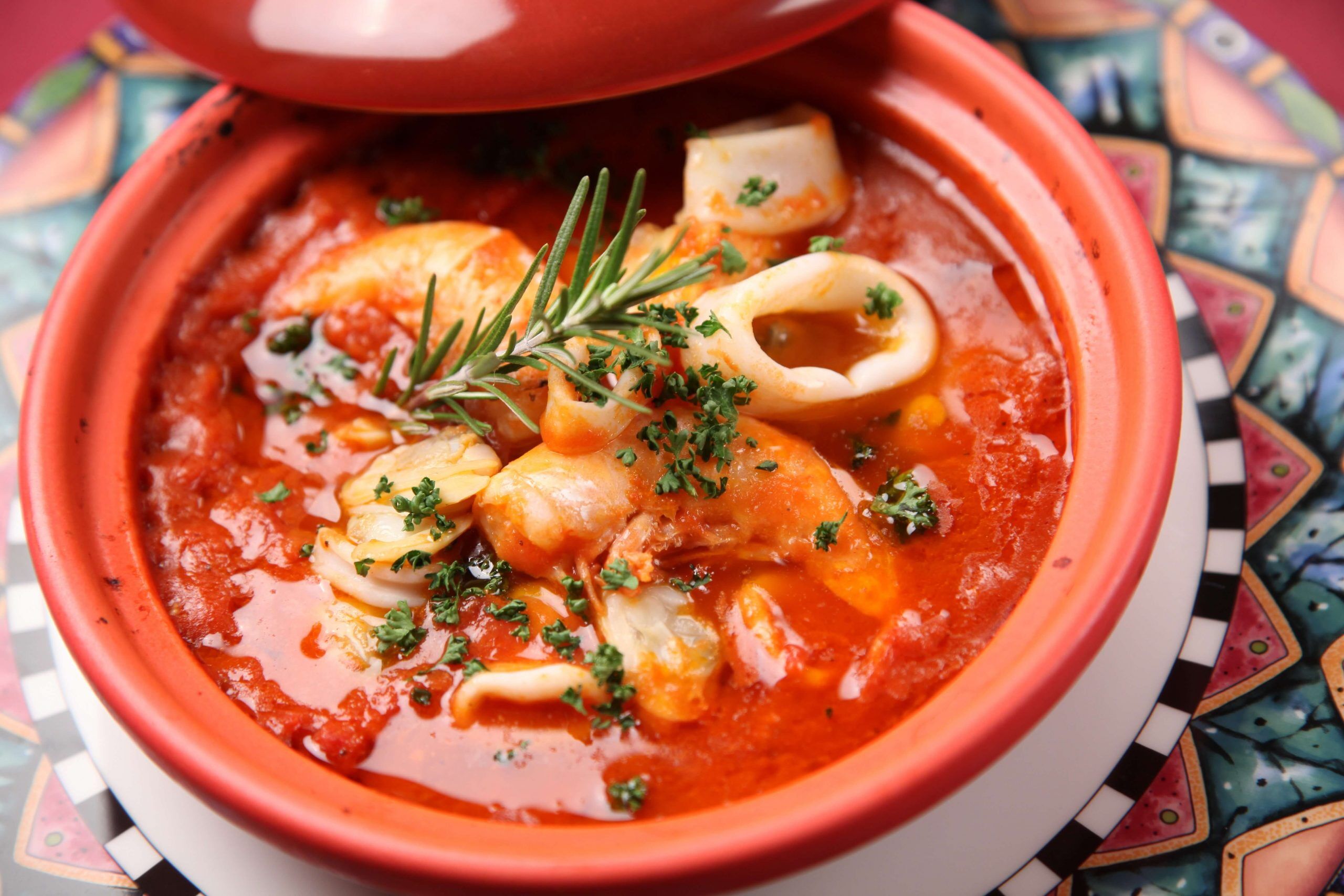 seafood calamari squid soup zuppa