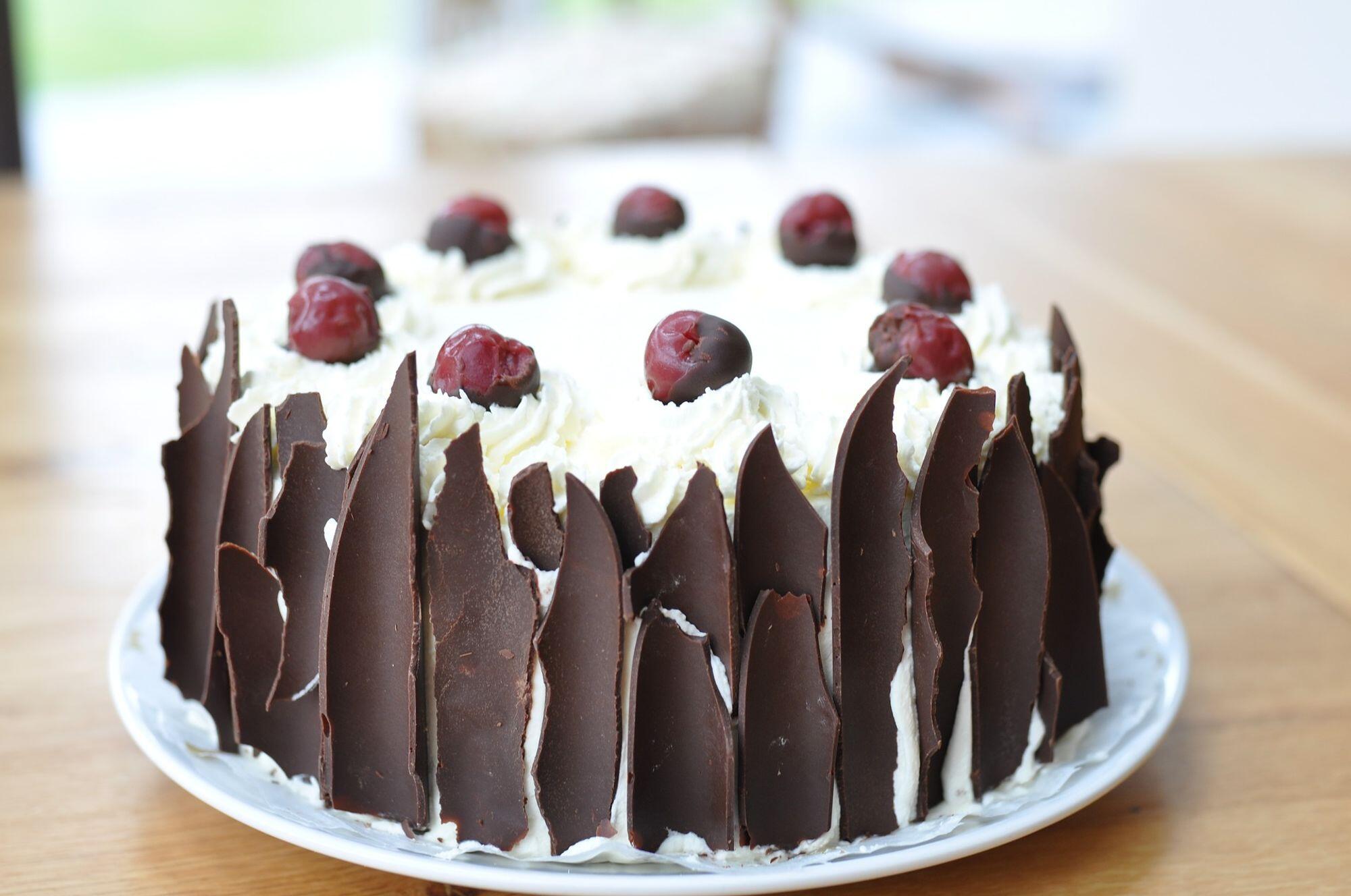 black forest cherry cake - torta panna cioccolato ciliege