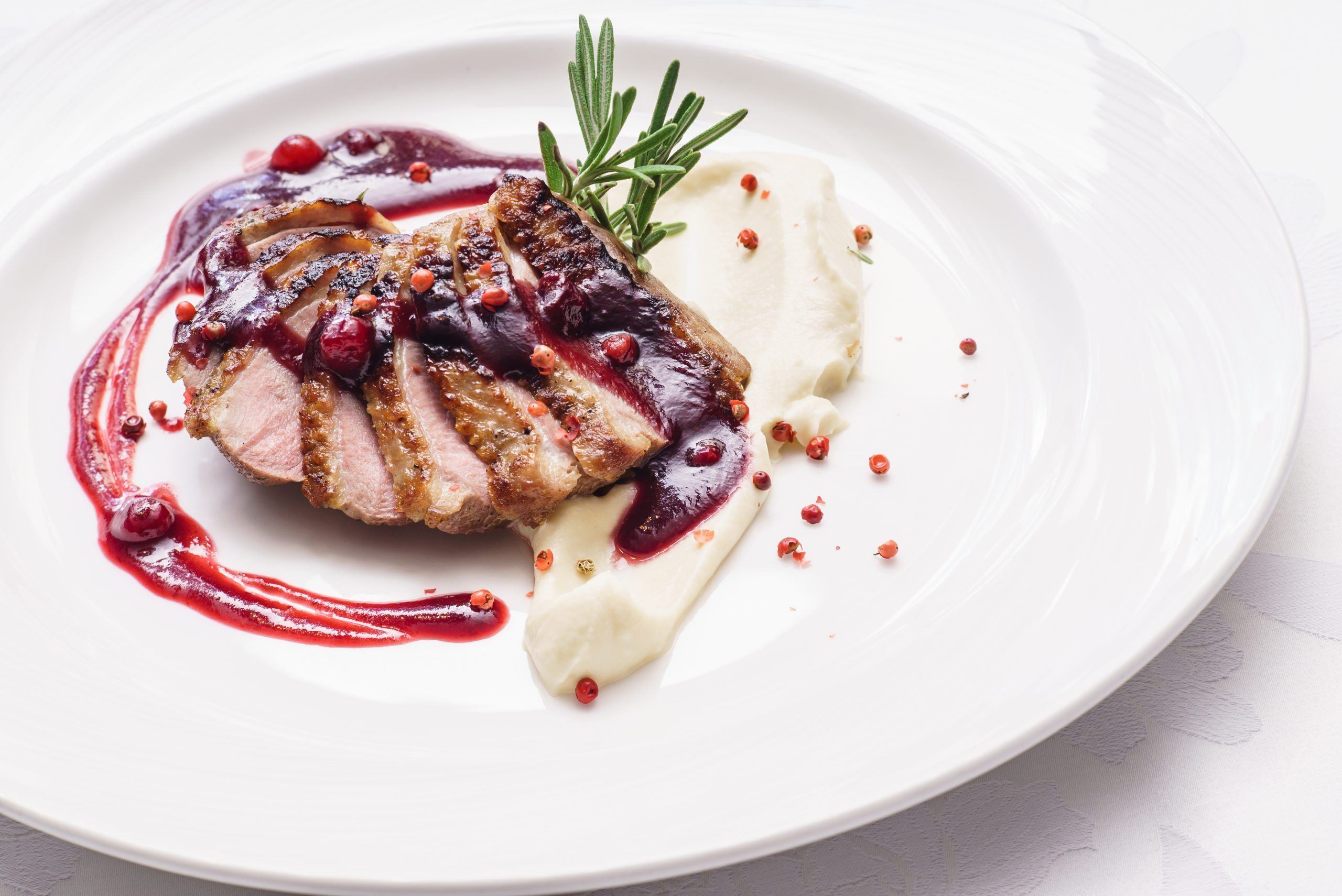 duck breast with sauce - anatra - meat carne